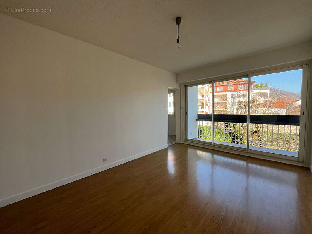 Appartement à VOIRON