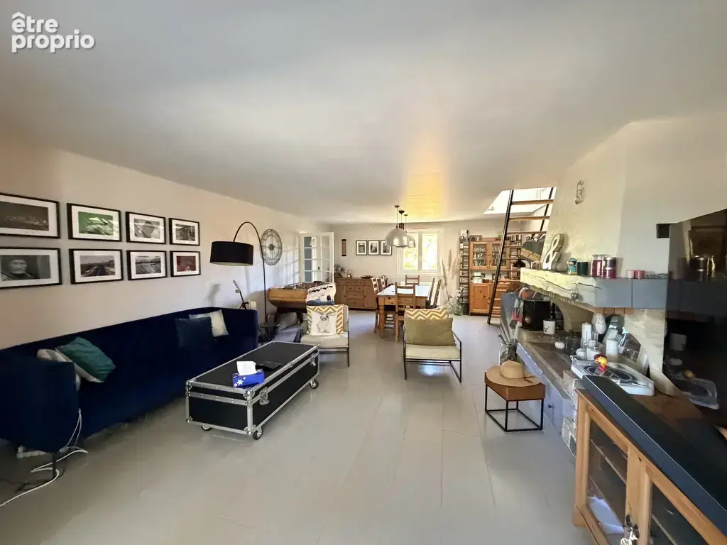 Maison années 70, 108 m2, au calme sur 2 000 m2 de jardin arboré, à 5 min de Chéroy - photo 3