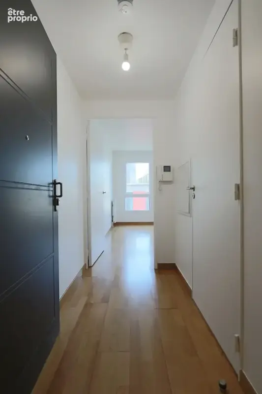 Appartement 2 pieces - a deux pas de la ligne 11 - photo 8