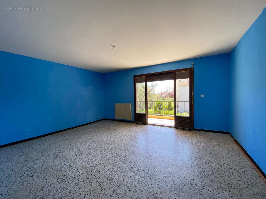 Appartement T4 100 m2 - photo 2