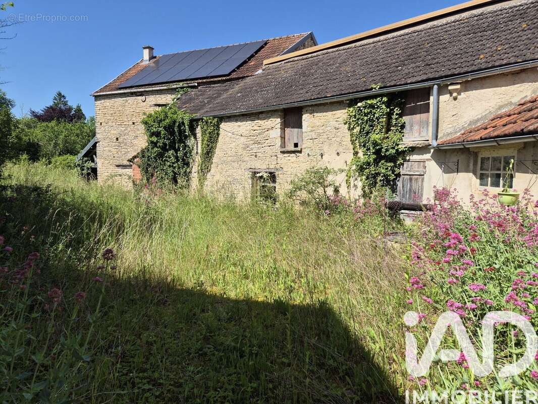 Maison 115 m² à Asnieres-En-Montagne  - photo 8
