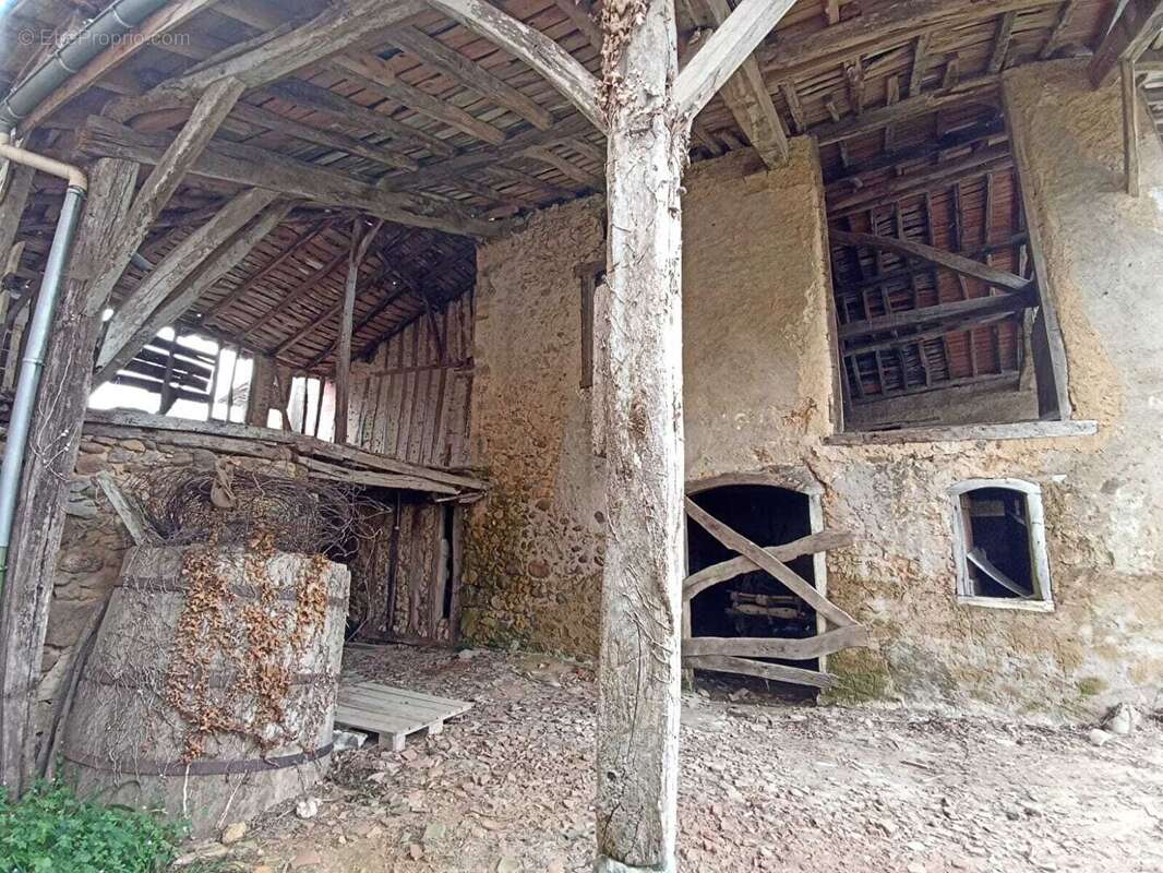 Maison à LASSERRE