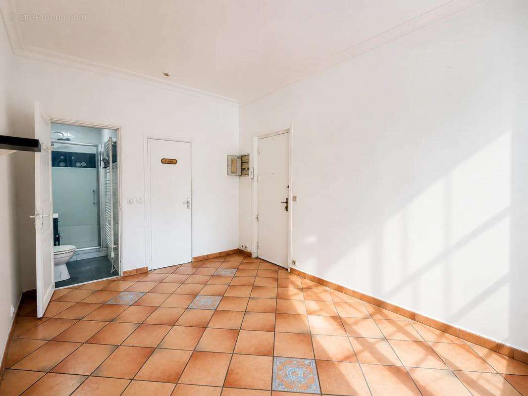 Appartement 2 pièces de 30 m² - Hyper centre de Poissy - photo 3