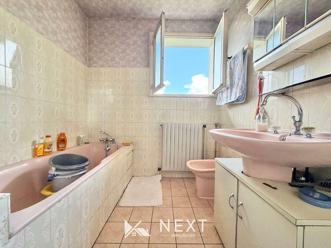 Maison à VILLARD-BONNOT