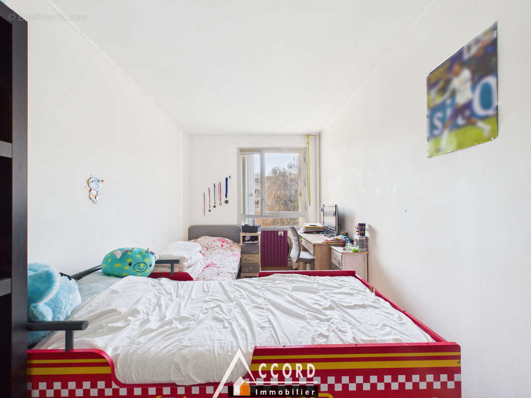 Appartement à SARTROUVILLE