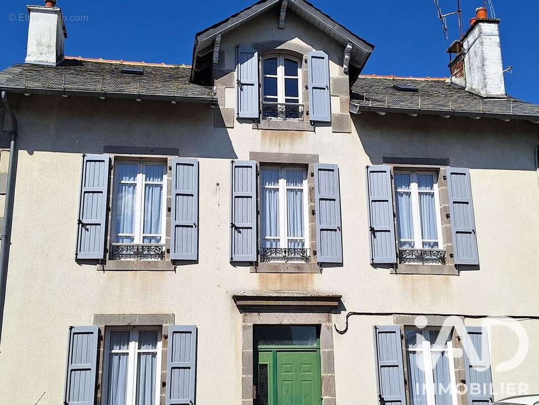 Maison 130 m² à Arpajon-Sur-Cere  - photo 3