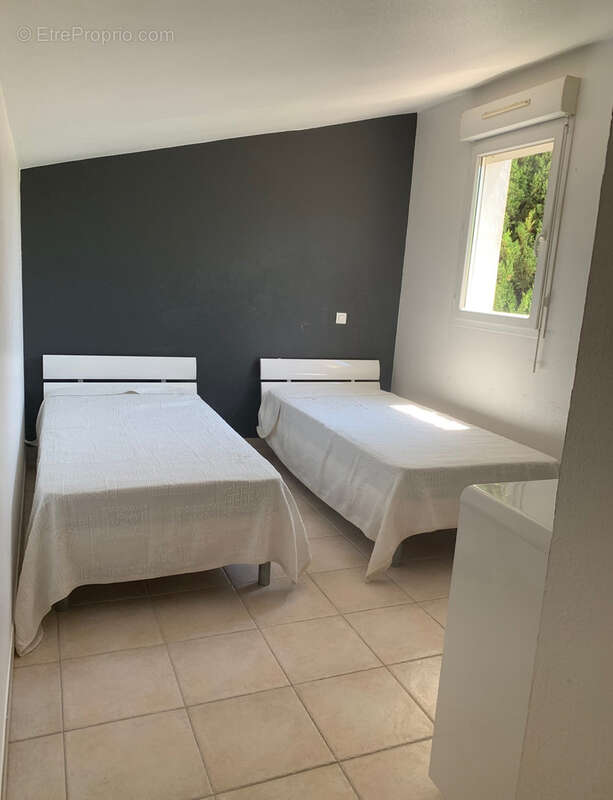 A VENDRE : Appartement T3 lumineux à 5 minutes de la plage - photo 6