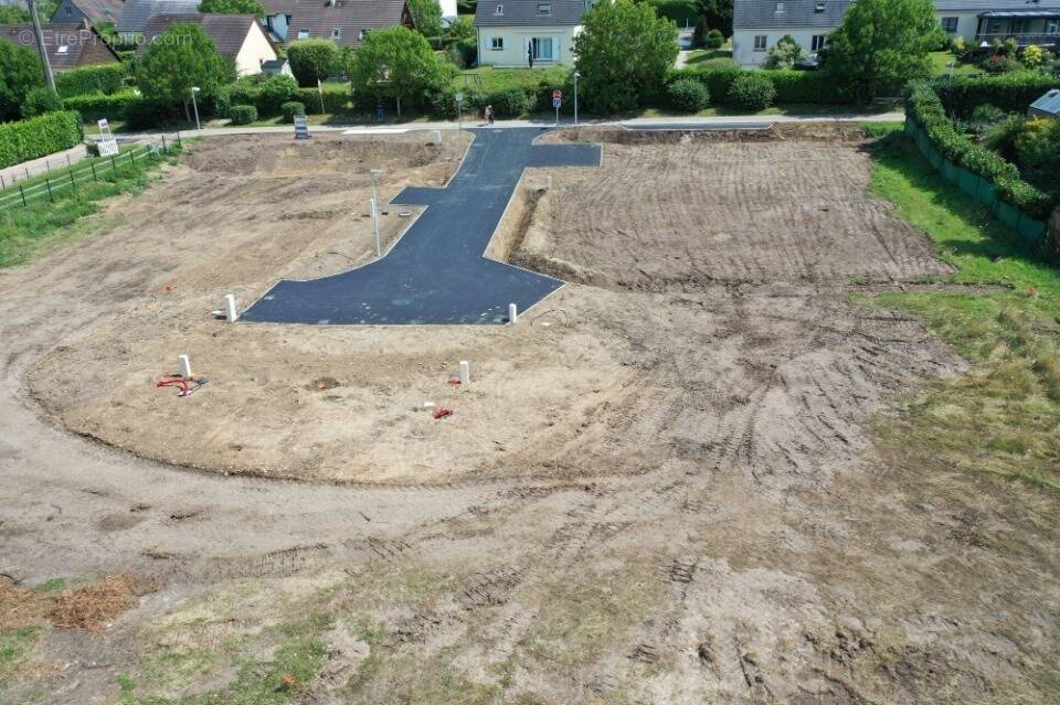 Terrain à PONT-DE-L'ARCHE