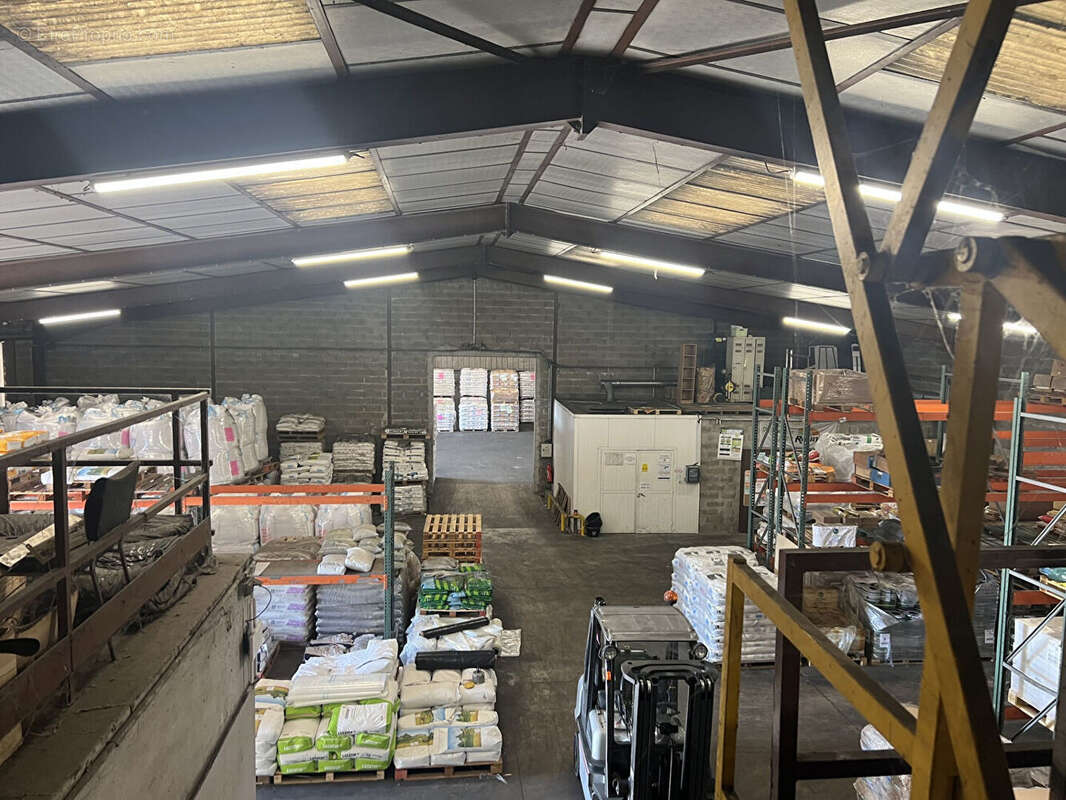 Commerce à ROUSSILLON