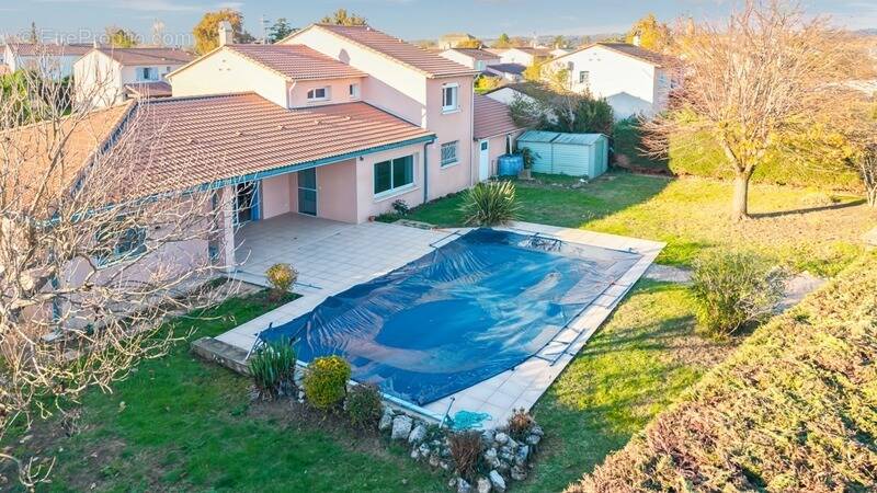 Maison à SAINT-NICOLAS-DE-LA-GRAVE