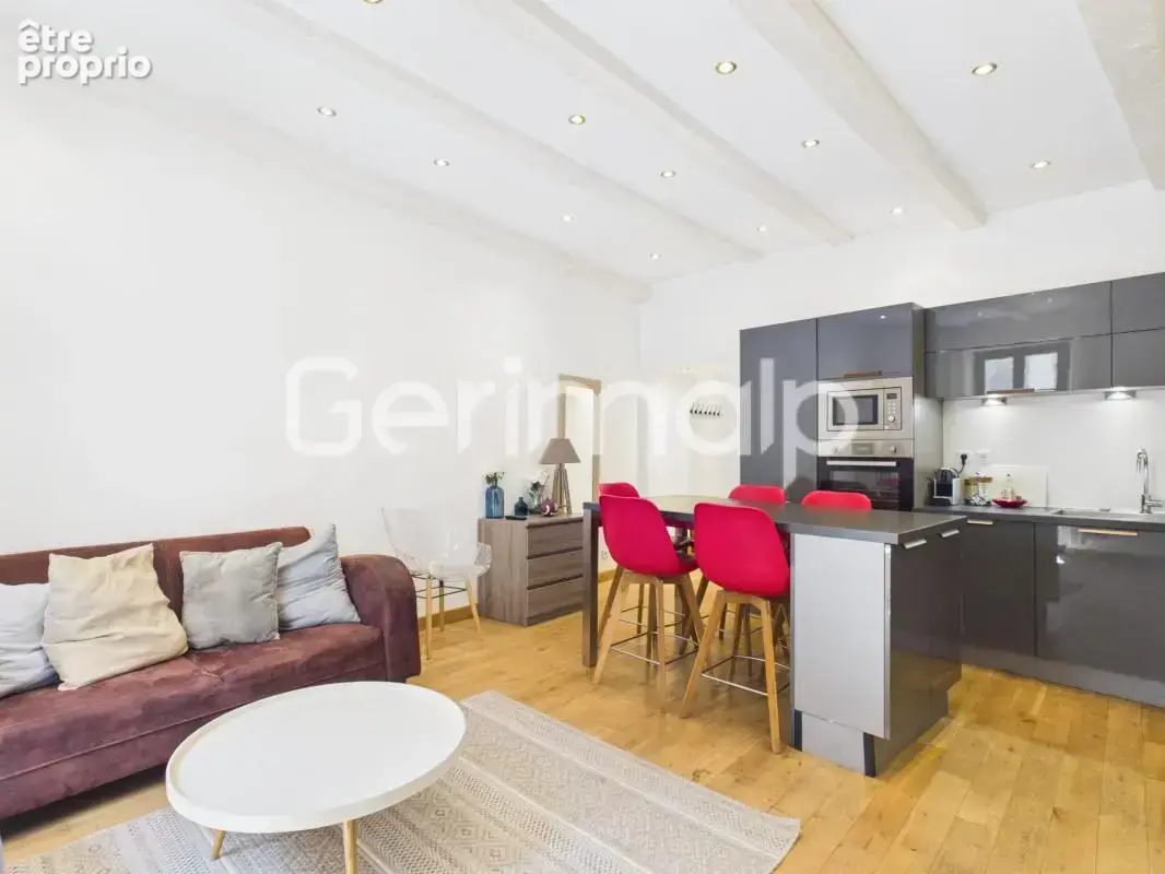Vente - Appartement - 3 pièces + cuisine - 61 m² - 354 700 € - - photo 8