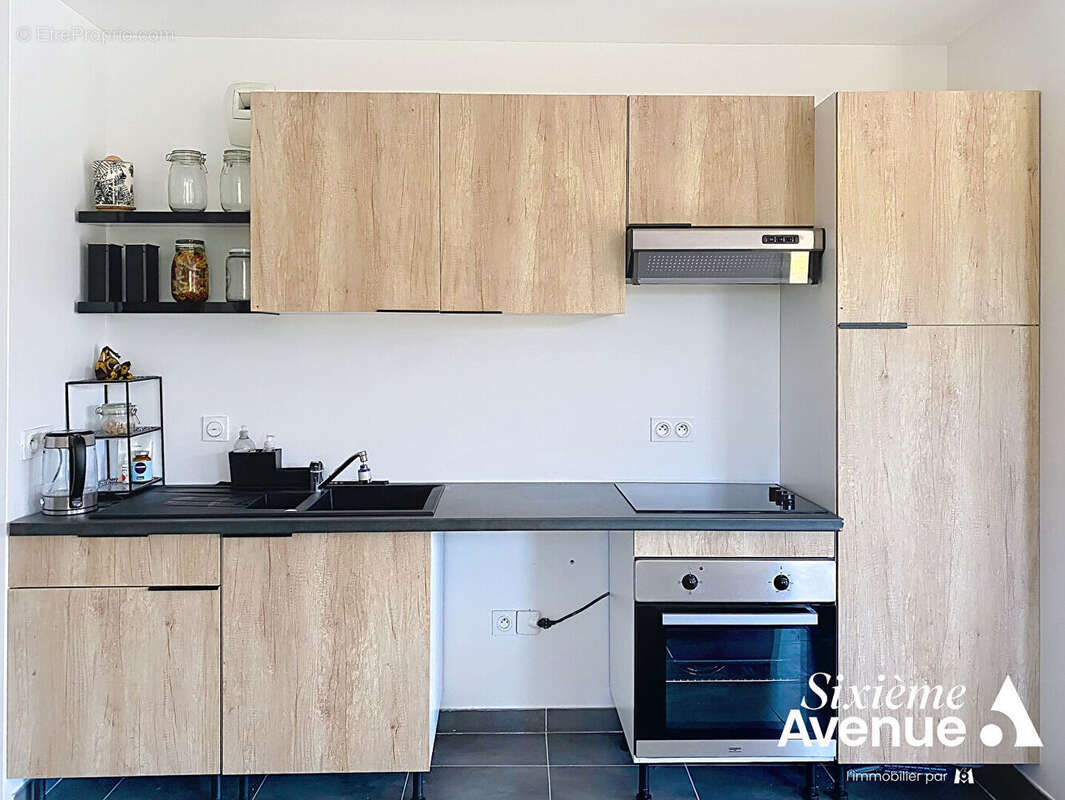 Appartement à SIMANDRES