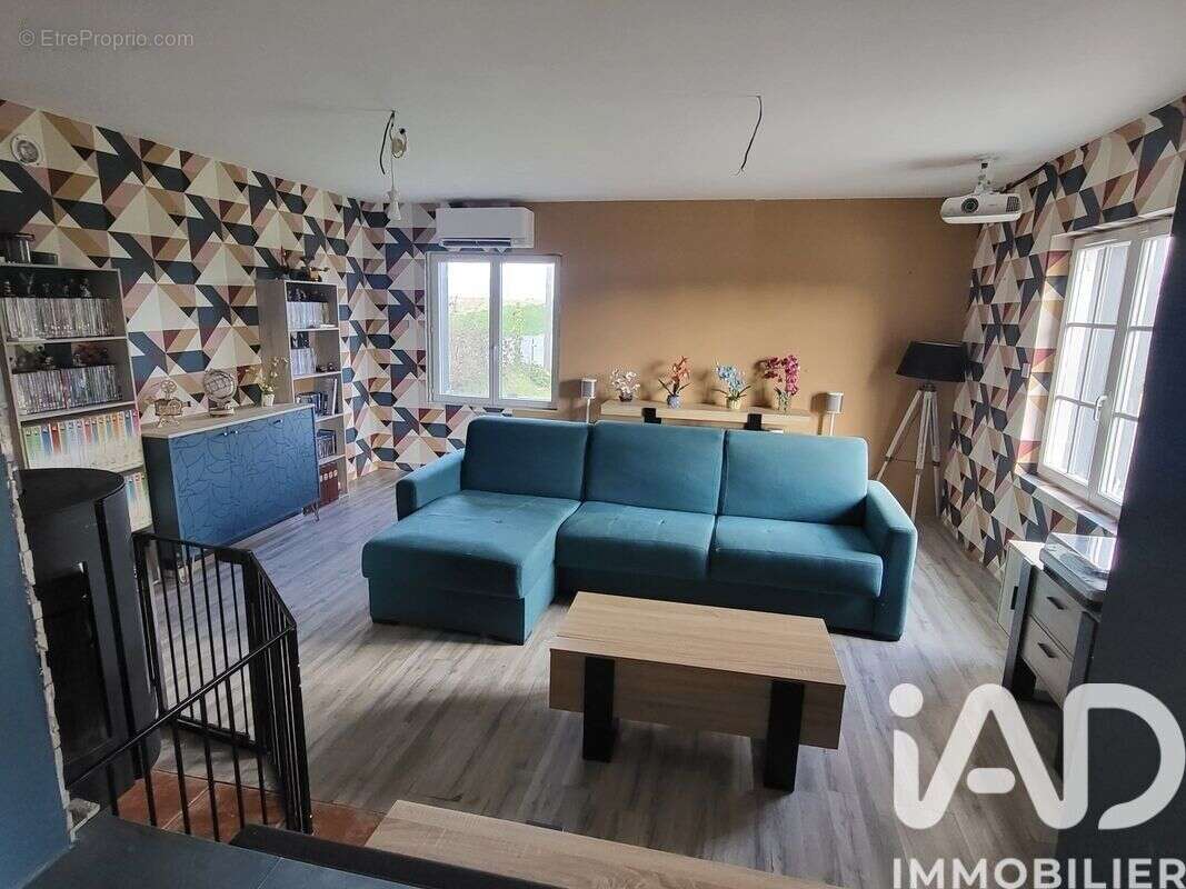 Photo 4 - Maison à ETRICOURT-MANANCOURT