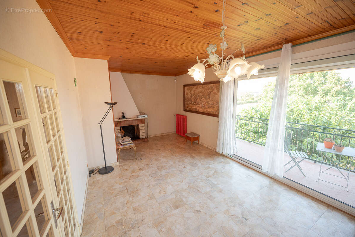 MaisonT5  avec 2 garages sur terrains clos - photo 30
