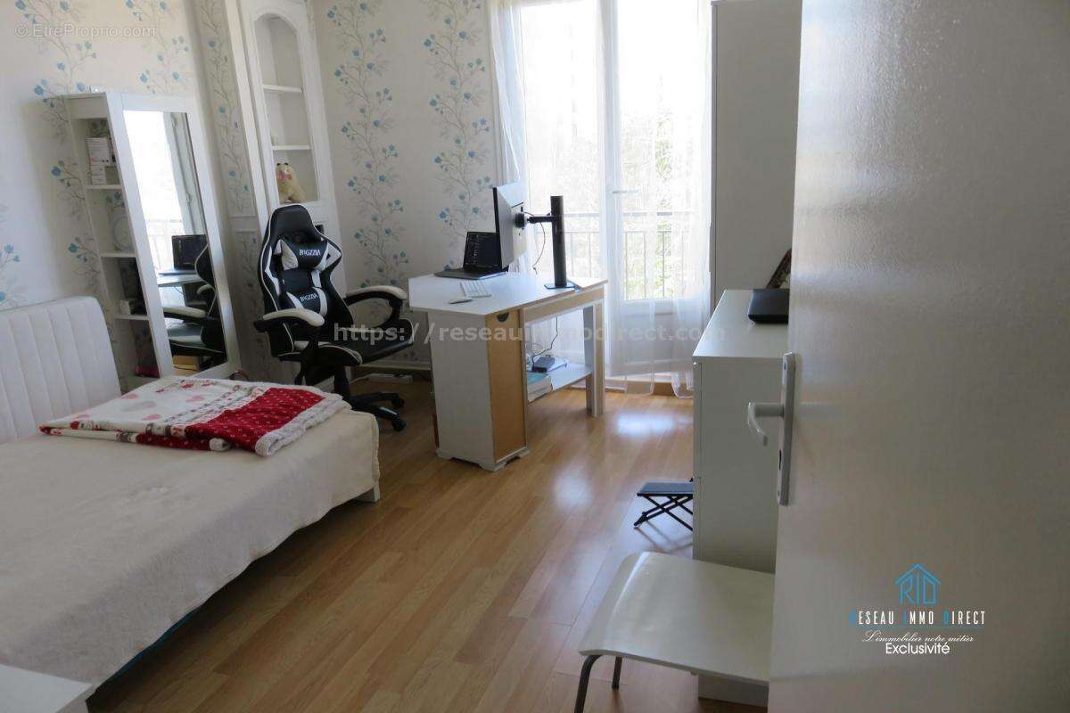 Appartement à ROSNY-SOUS-BOIS