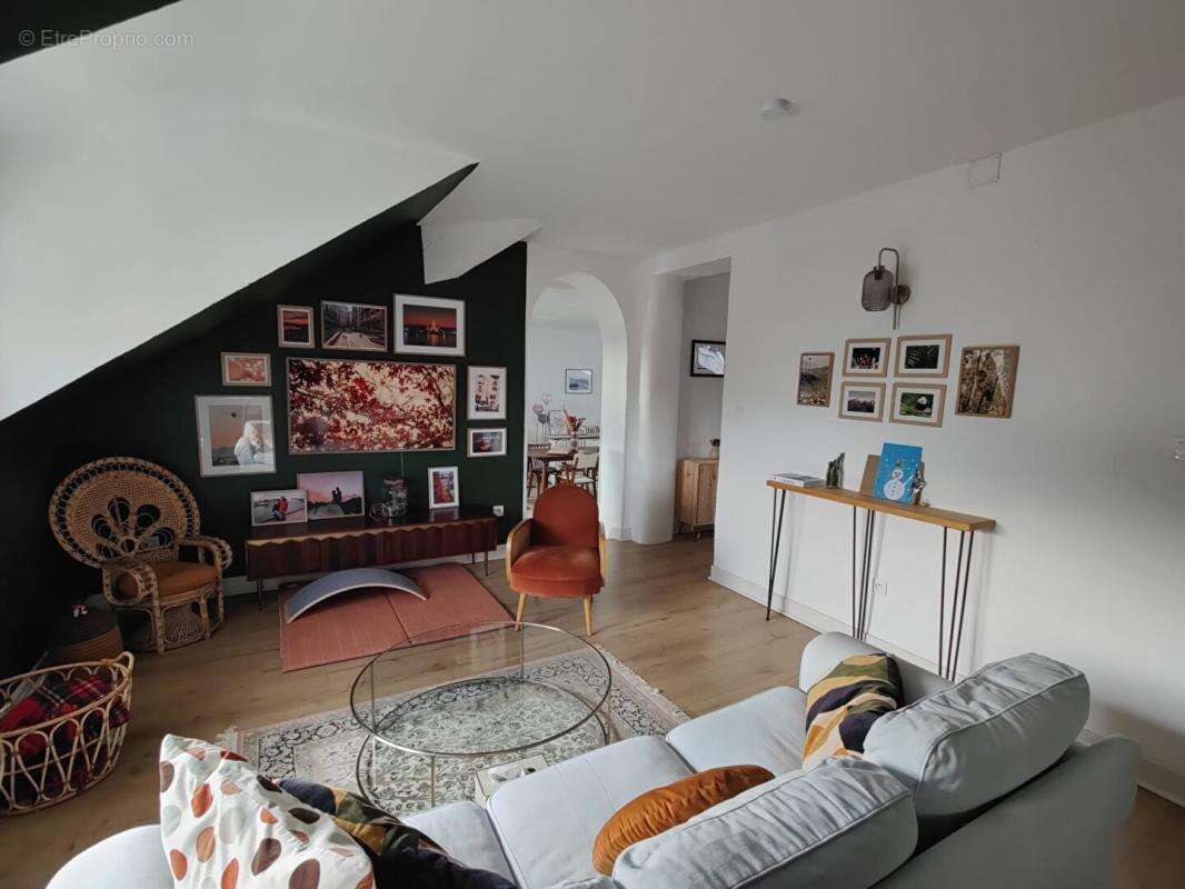 Maison à PONTCHARRA-SUR-TURDINE