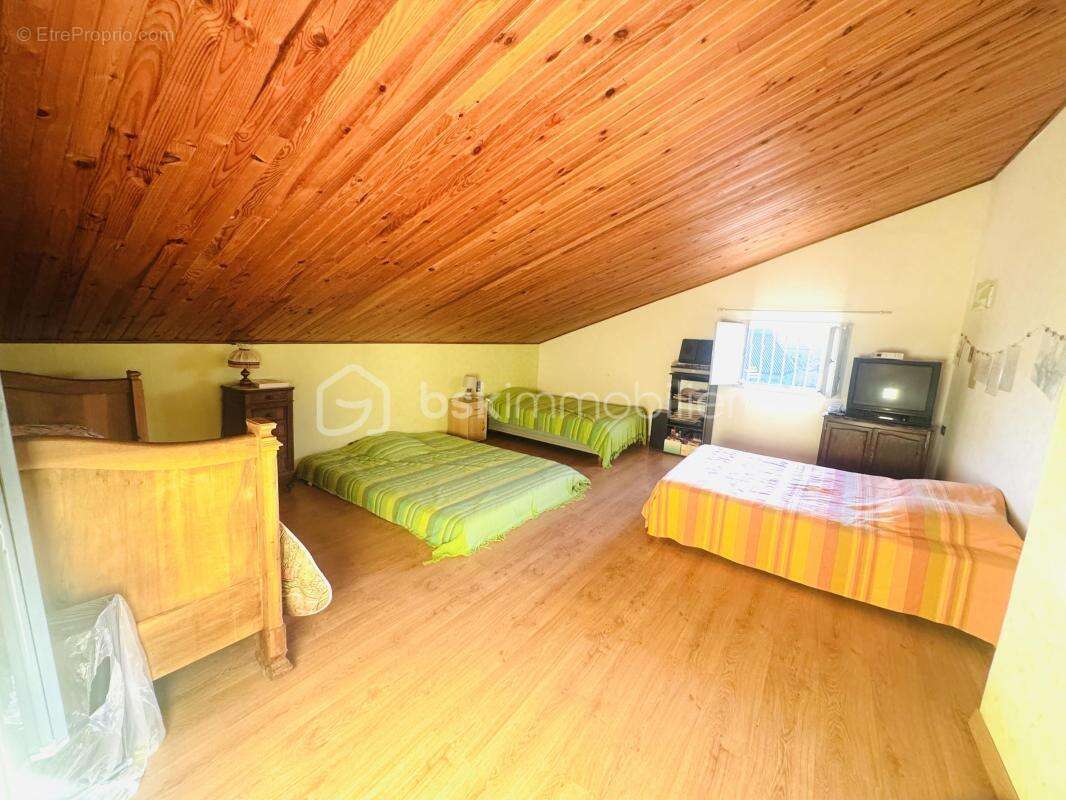 Maison à LIGNAN-SUR-ORB