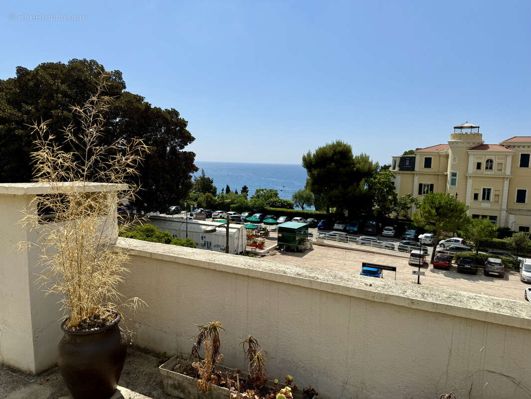 Appartement à ROQUEBRUNE-CAP-MARTIN