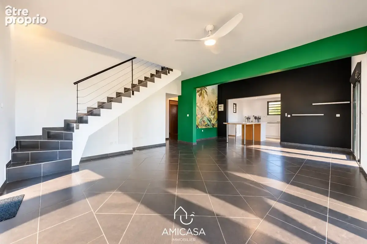 La possession (la reunion) - villa t4 avec piscine - photo 2