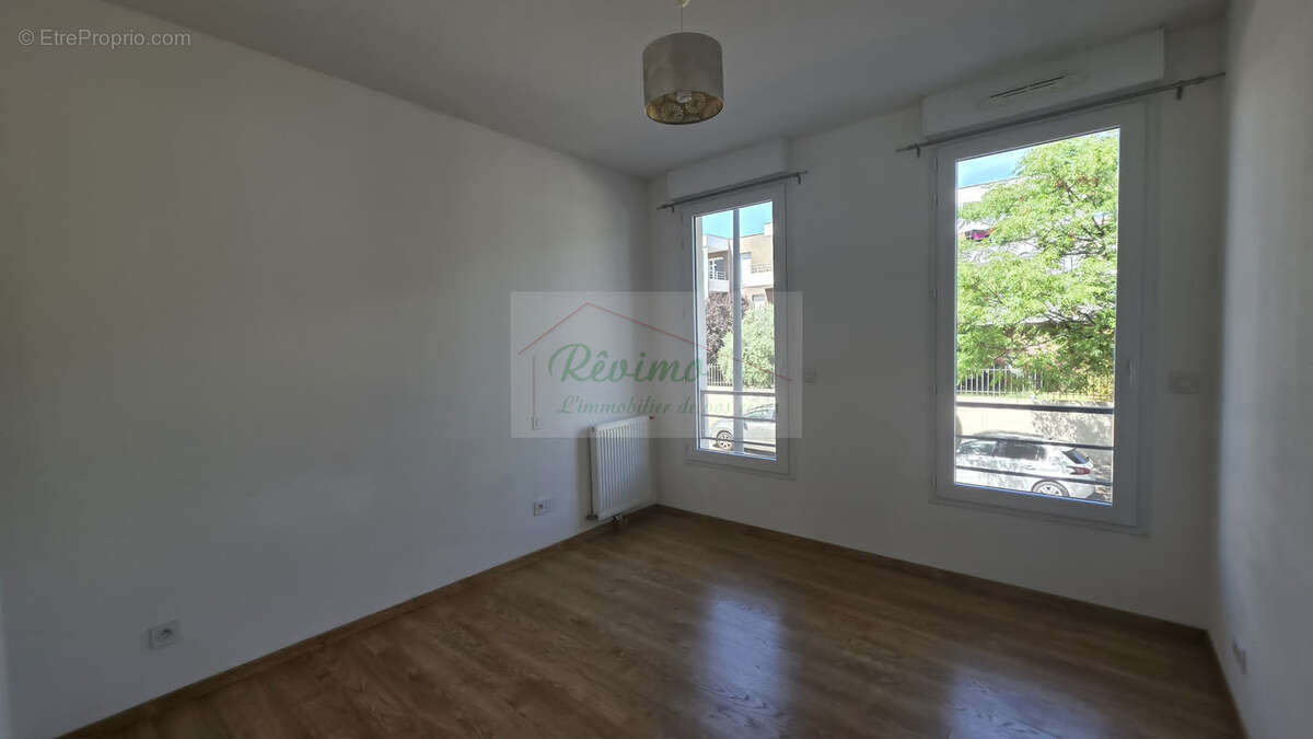 Appartement à JUVIGNAC