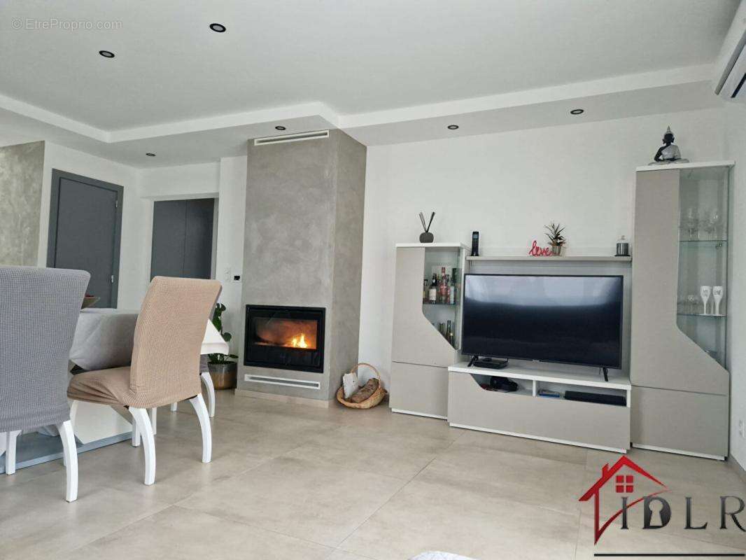 Calenzana   Villa contemporaine très récente avec piscine, a - photo 7