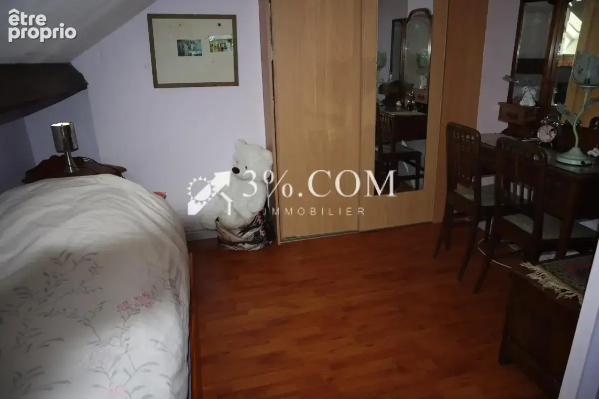 Grande maison - Grand terrain - photo 10