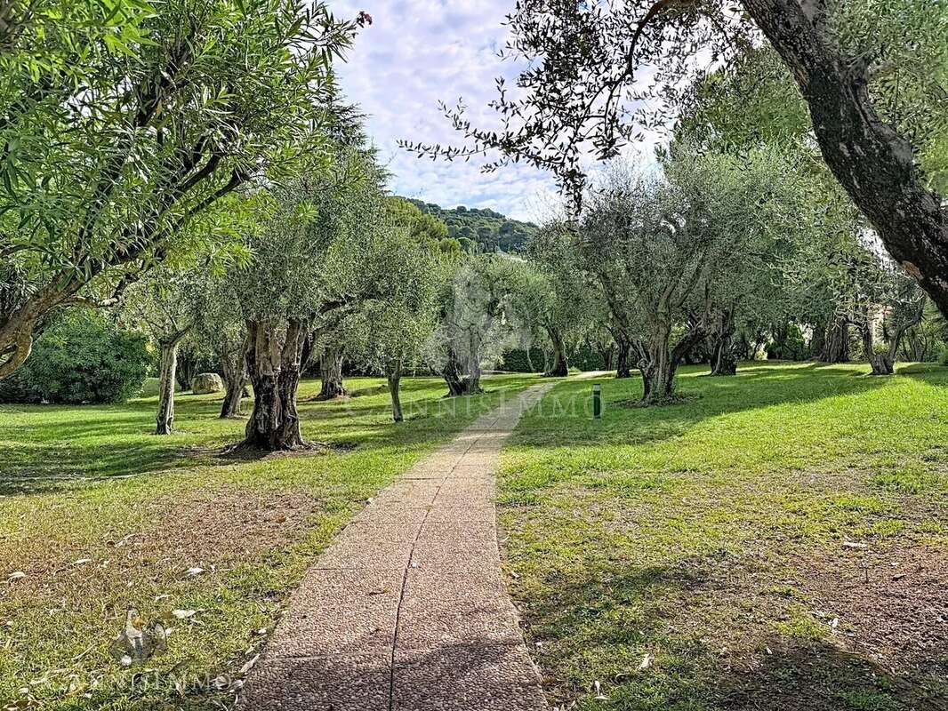 Appartement à LE CANNET