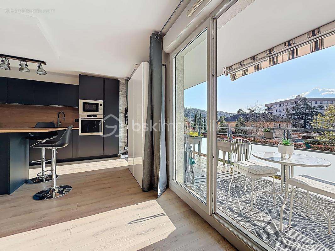 Appartement à ECHIROLLES