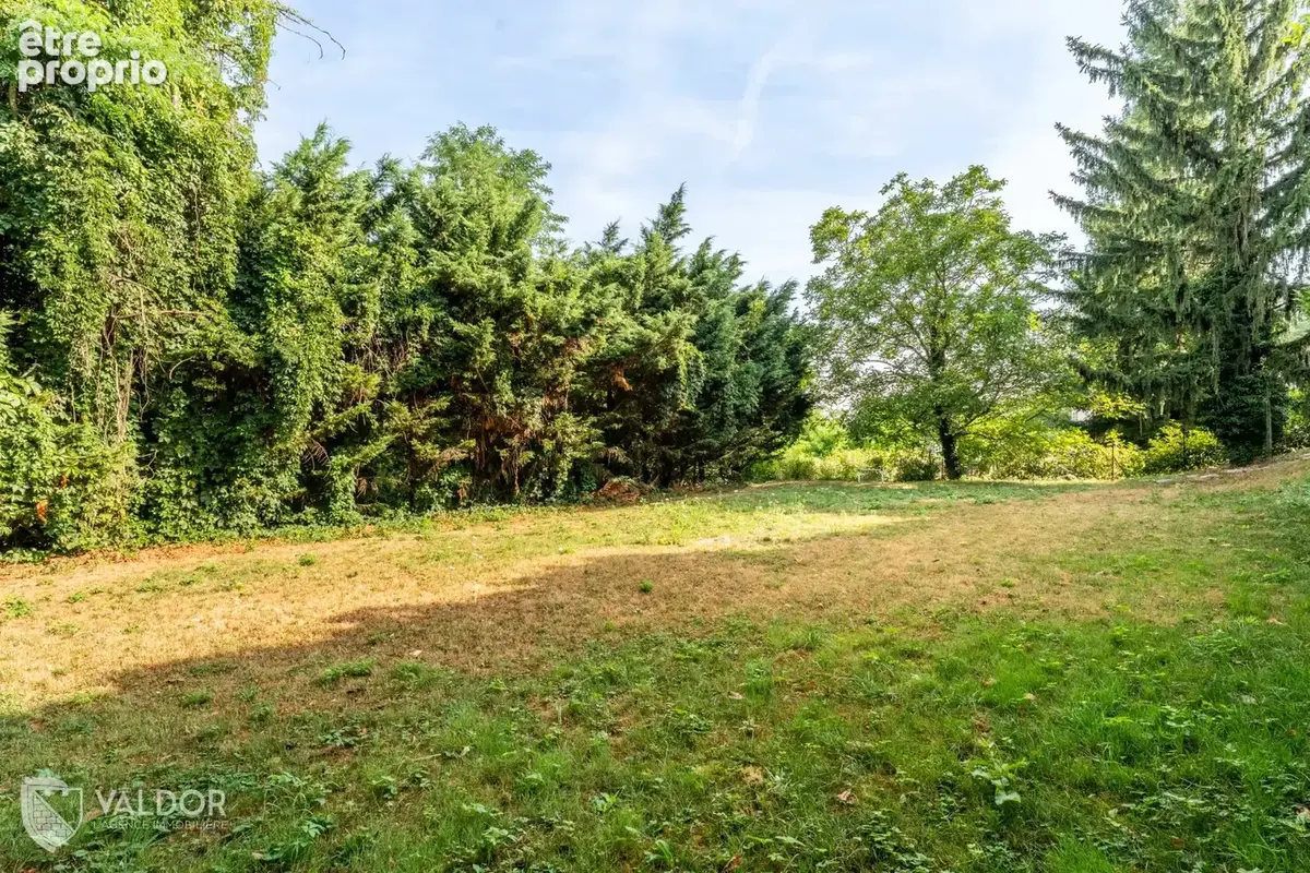 Maison 245 m² à Rochetaillee-Sur-Saone  - photo 15