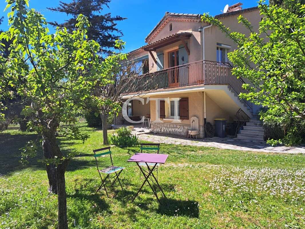Maison à VAISON-LA-ROMAINE