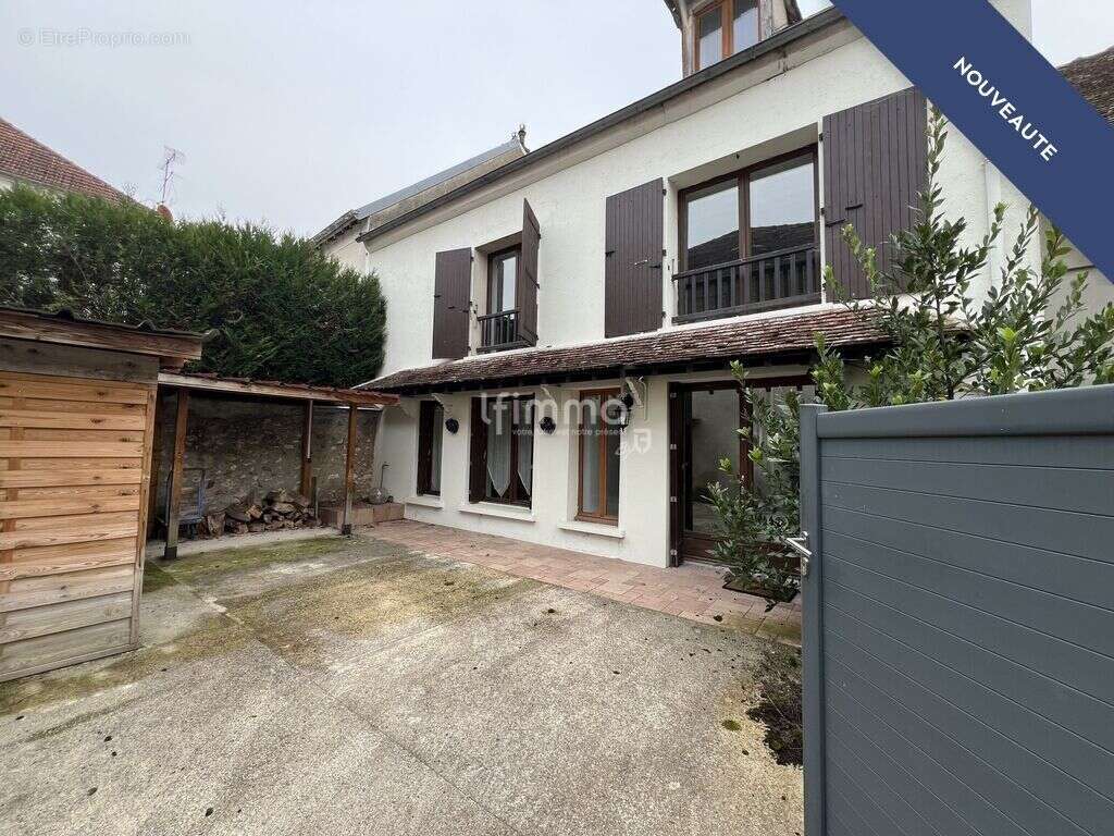 Maison à JOUY-SUR-MORIN