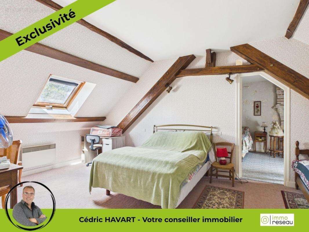 Maison 111 m² à Saint-Gaultier  - photo 13