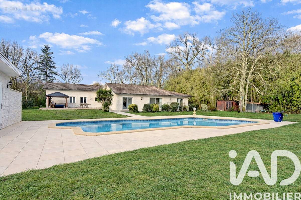 Photo 1 - Maison à CASTELNAU-DE-MEDOC