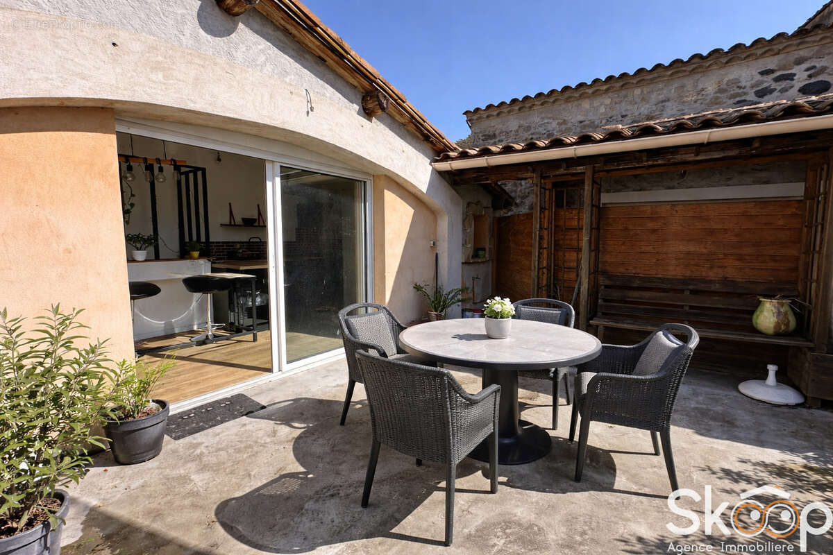 Maison à SAINT-HIPPOLYTE-DU-FORT