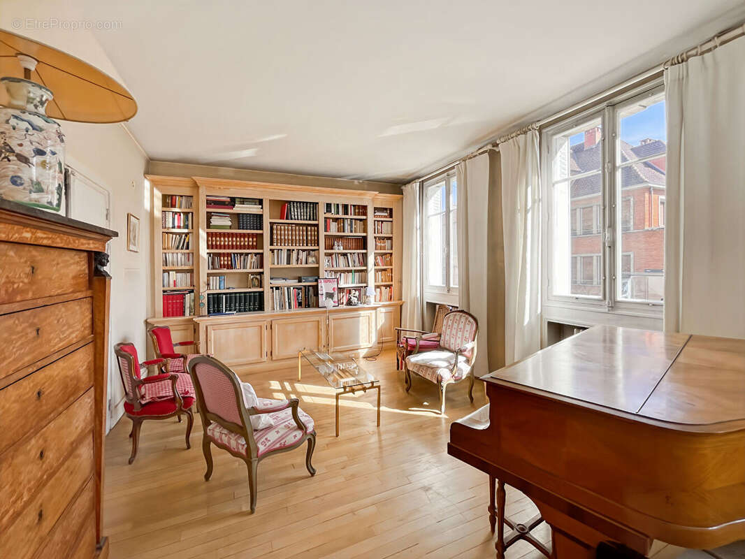 Appartement à MELUN