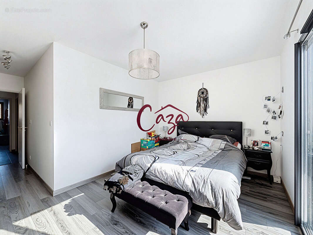 Maison à FARGUES-SAINT-HILAIRE