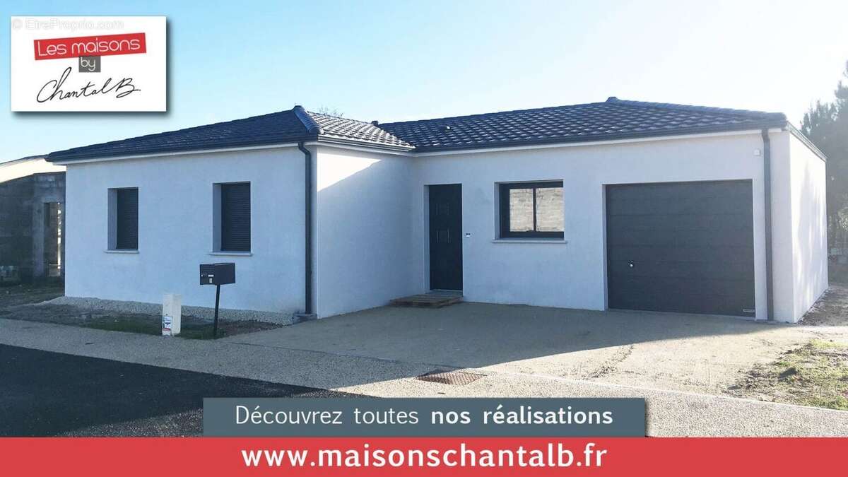 Terrain à LA CHAIZE-LE-VICOMTE