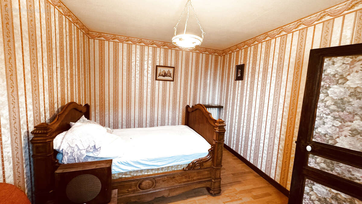 Vente en Exclusivité à Pontaubert - Charmante Maison de caractère avec jardin de 1467 m2 au prix de 235 400 €. - photo 14