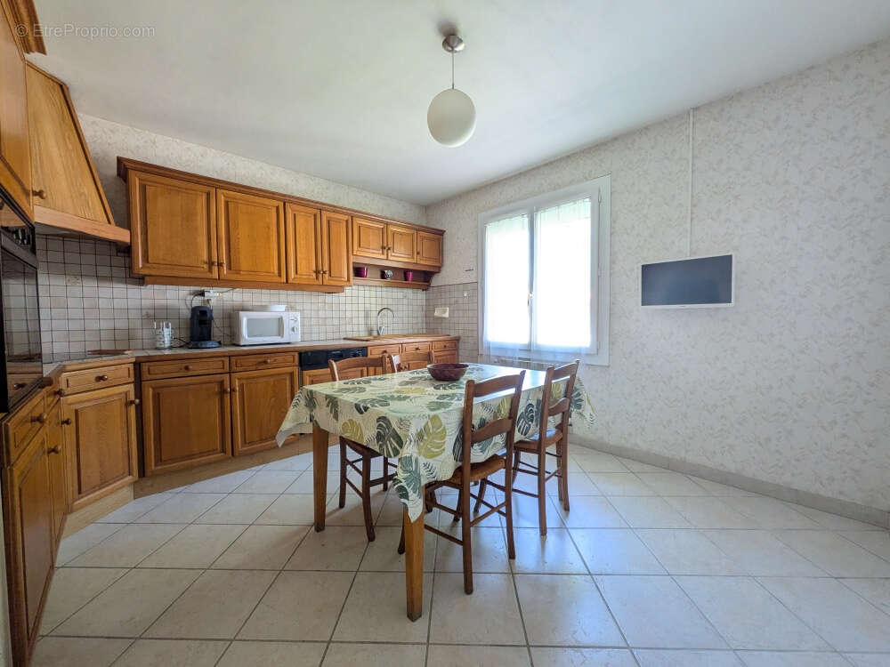 Maison à FROUZINS