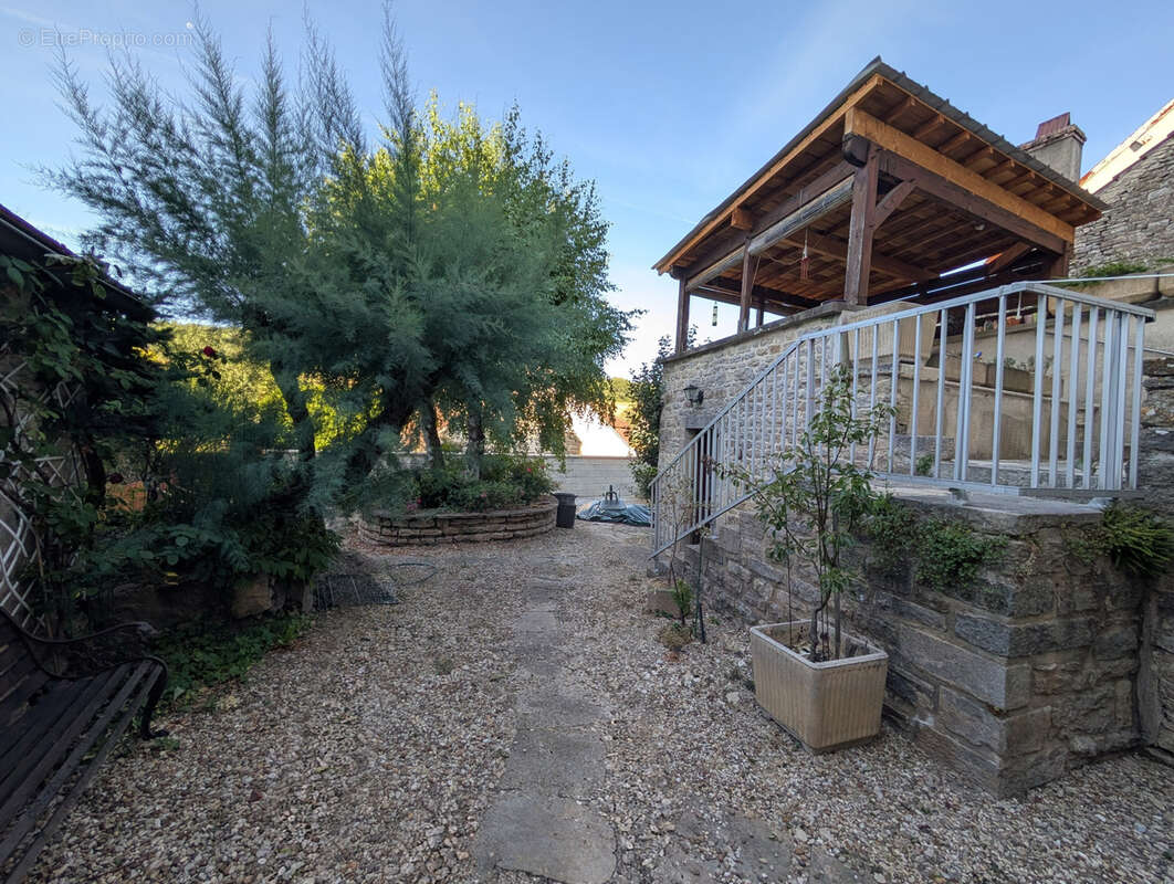 Grande maison de 179 m2 avec ascenseur privatif   Bligny-sur-Ouche - photo 13