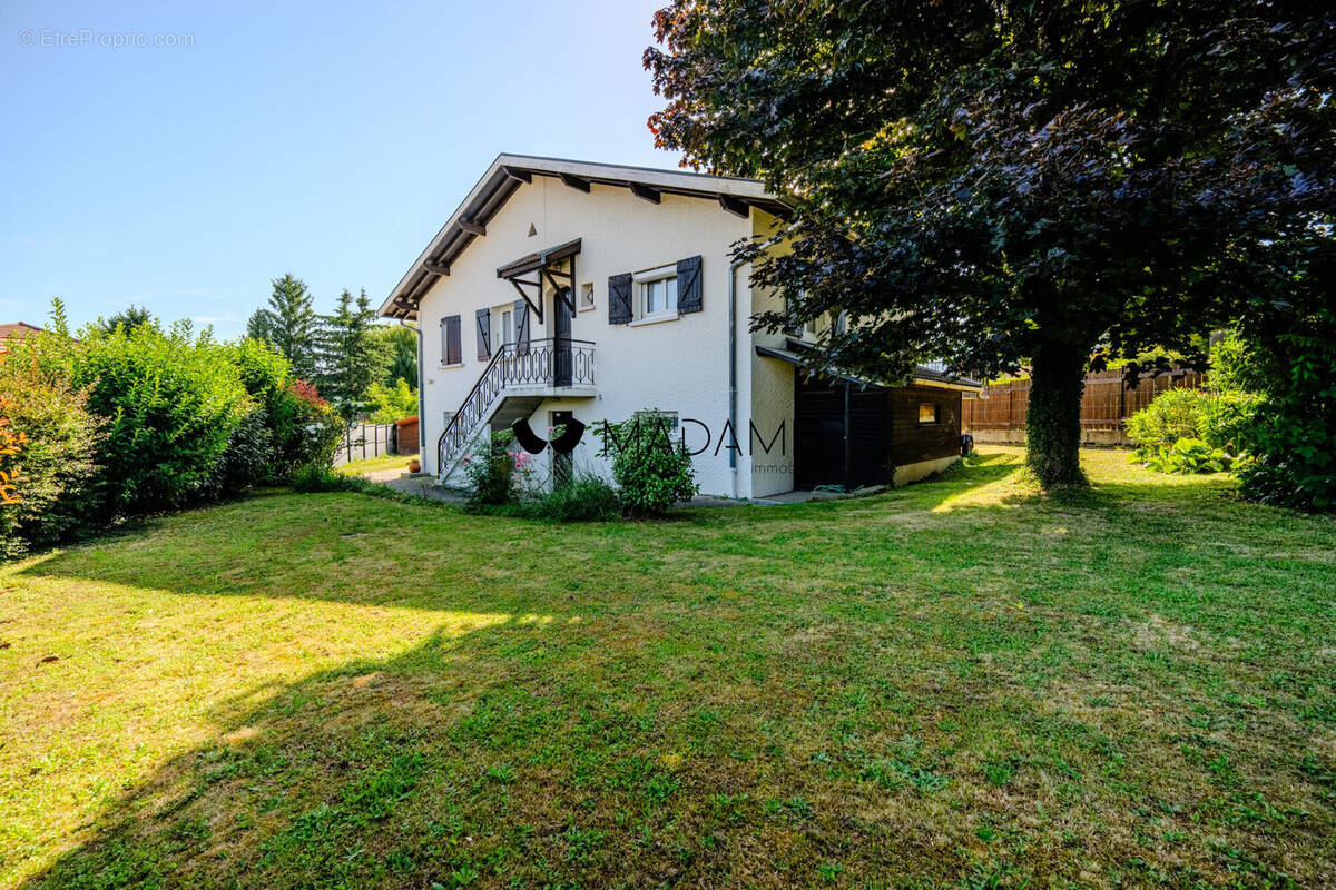 Maison à JARRIE