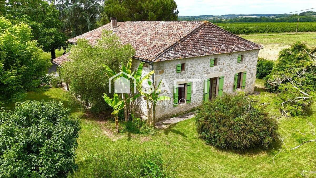 Photo 1 - Maison à TAILLECAVAT