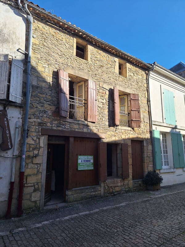 Maison à VILLEFRANCHE-DU-PERIGORD