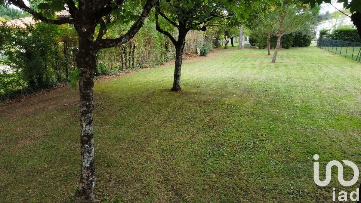 Photo 8 - Terrain à PUYMOYEN