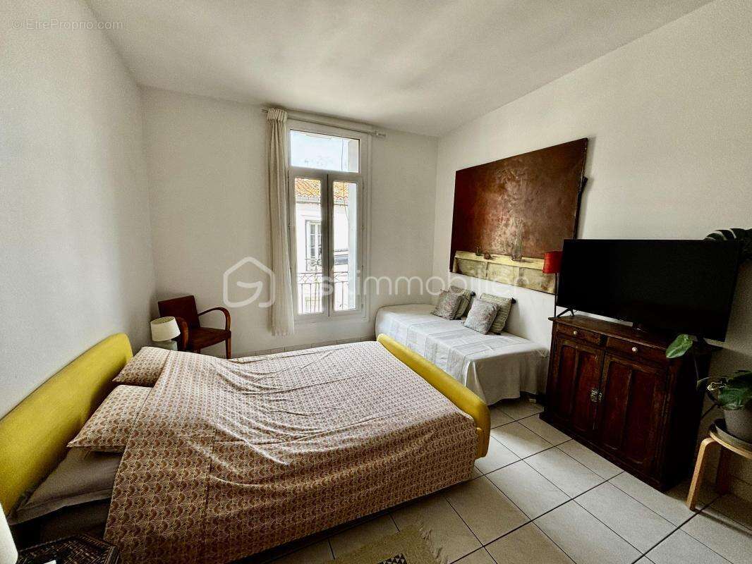 Centre-ville de Sète – Appartement de 128 m² avec terrasse, studio indépendant et fort potentiel - photo 7