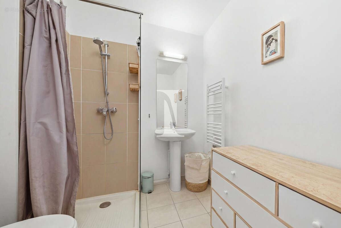 Appartement à IVRY-SUR-SEINE