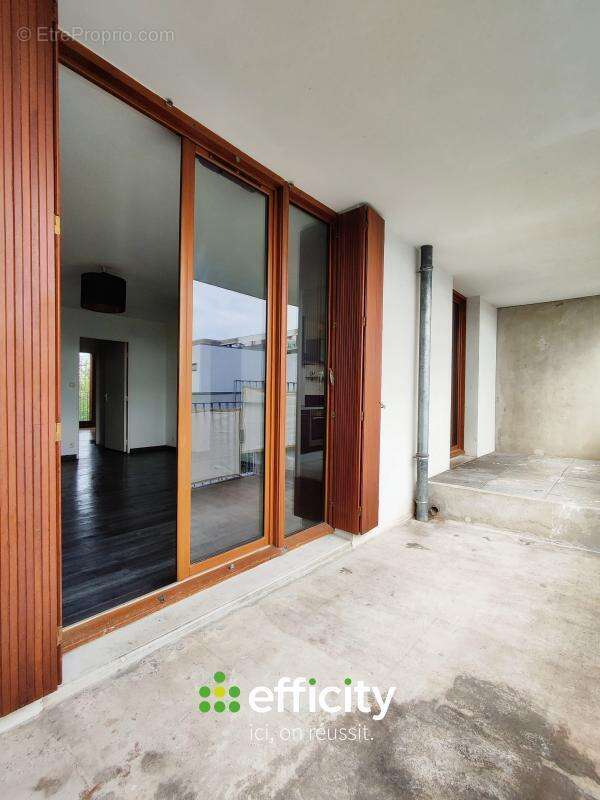 Appartement à SAINT-JACQUES-DE-LA-LANDE
