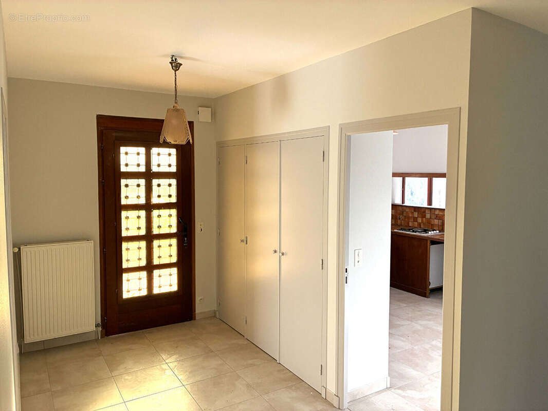 Maison en campagne entièrement rénovée . Vue dominante - photo 19