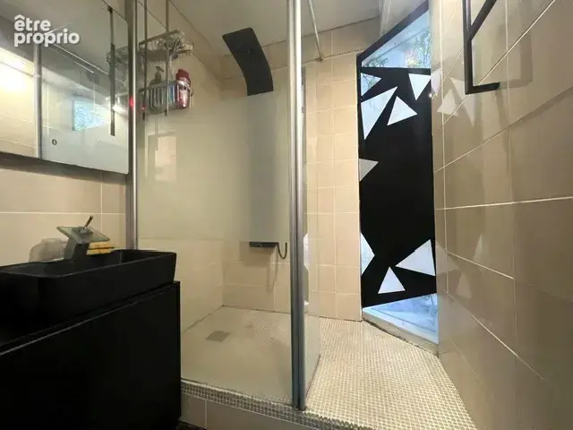 Appartement 2 pièces de 44 m2 en Hyper centre à Hossegor ! - photo 11