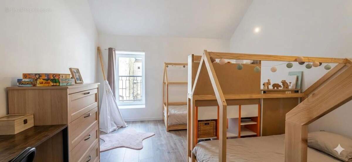 Maison à CHATEAU-CHINON(VILLE)